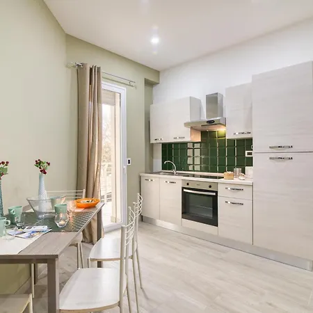 Διαμέρισμα Eclisse House Few Steps From The Sea - Happy